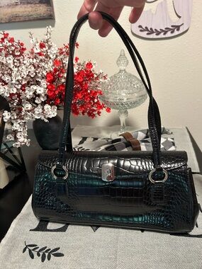 Lauren Ralph Lauren Vintage Barrel Black Croc-Embossed Shoulder Bag